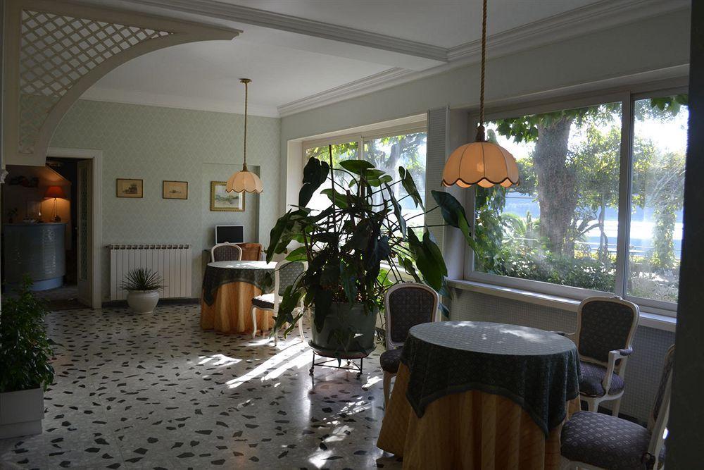 Hotel La Culla Del Lago Кастель-Гандольфо Экстерьер фото